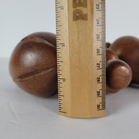 Vintage Mid-Century Wooden Fruit Set of 7 - Picture 9 of 10